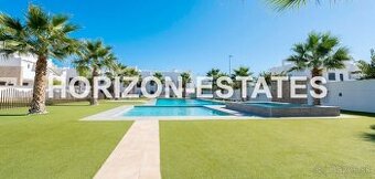 MODERNÍ 4+kk | OBROVSKÁ STŘEŠNÍ TERASA | BAZÉN | Španělsko