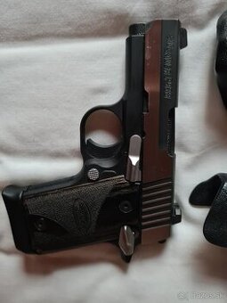 Sig Sauer p938 edícia Equinox 9mm