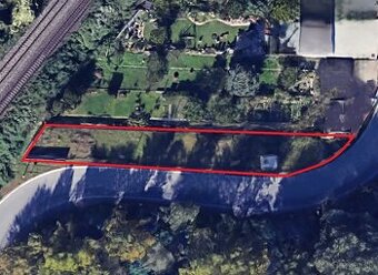 Investičný pozemok - ideálny na vybudovanie parkovacích mies