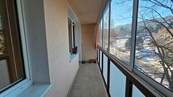 TOP PONUKA  3IZB PRAŽAK  V BLÍZKOSTI CENTRA JÁNOŚÍKOVA