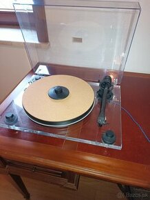 Pro-ject 2xperience