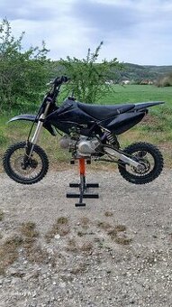 Stomp demonx 125
