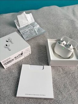 Slúchadlá Apple AirPods 4 s aktívnym potlačovaním hluku