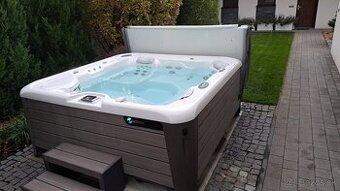 Predám virivku Hotspring Envoy