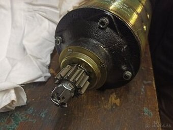 Štartér 24V 11 zubový Tatra 148