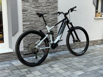 BESV TRS 1.5 L zanovny 3/2024 celoodpružený v záruke