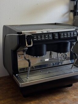 Kávovar Nuova Simonelli Appia Life 2GR Compact 2022