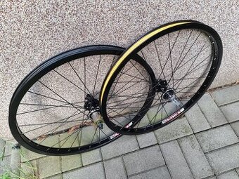 MTB 26" kolesa Author disc