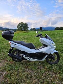 Predám skúter Honda PCX 125