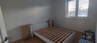 manželská posteľ
