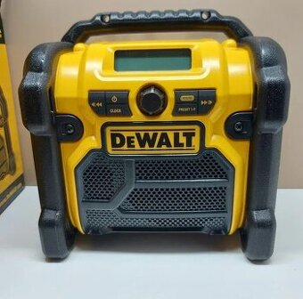 Nové Aku rádio FM / AM Dewalt DCR019