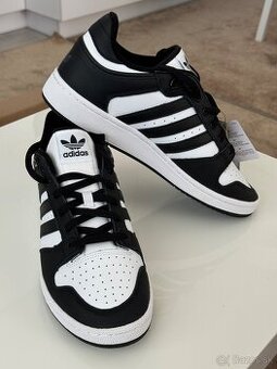 Adidas Centennial RM, veľkosť EU46