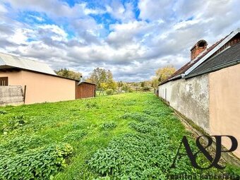 POZEMOK PRE VÝSTAVBU RODINNÉHO DOMU, 747 m2, PRIETRŽ, okr. S
