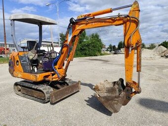 Minibáger Hitachi FH15. 2x lyžica