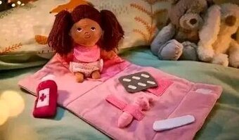 Plyšová bábika s doplnkami