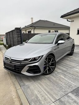 VW Arteon R 2.0 TSI H&K / Ťažné / Pano / 360• / IQ / Koža /