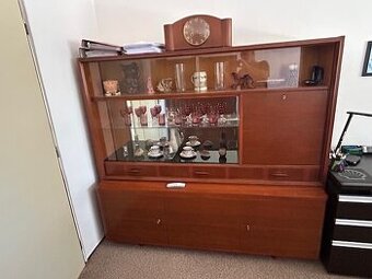 Predám retro sekretár, skriňu