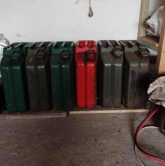 Plechová bandaska / kanister 20L