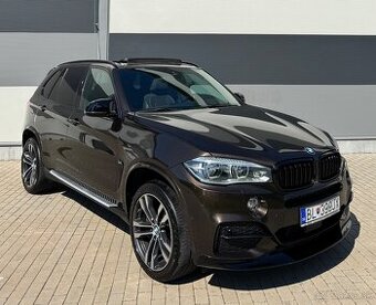 BMW X5 M50D