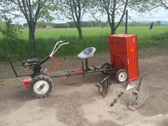 Malotraktor Diamon PA80 s vlečkou a príslušenstvom