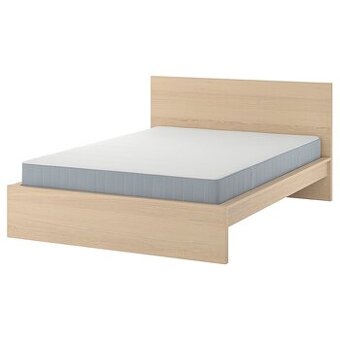 Zachovalá 3ročná posteľ IKEA MALM 18x200 s matracmi komplet