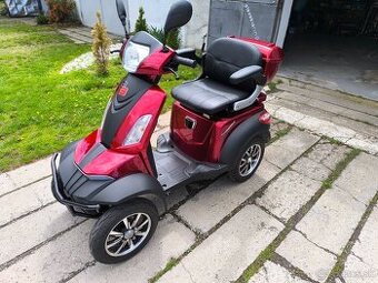 Elektrická štvorkolka pre seniorov