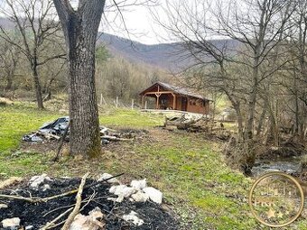 Na predaj nová drevená chatka v Šípkove s pozemkom 1264m