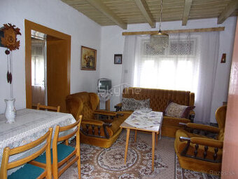 predaj útulný vidiecky dom 90 m2, pozemok 1360 m2, pôvodný s