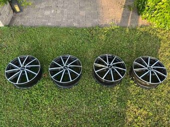 16" Hliníkové disky Alutec singa Diamond Black