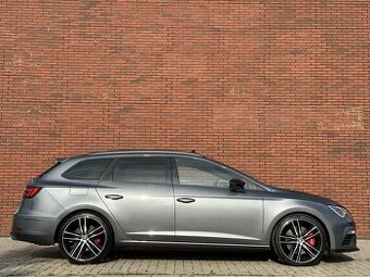 Kúpim Seat Leon Cupra ST300 4drive