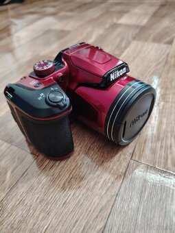 Nikon B500