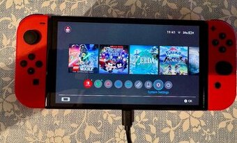 Nintedo Switch OLED Mario Red edition + karta + brašna