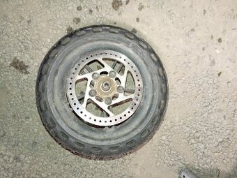 Koleso na elektrickú kolobežku