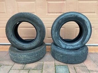 235/70R16