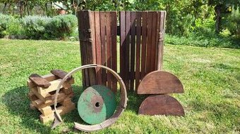 Veľký, hydraulický preš/lis na hrozno