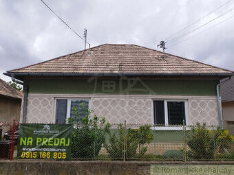 Gazdovský dom s dvomi prístupmi na 1310 m2  pozemku v Čate