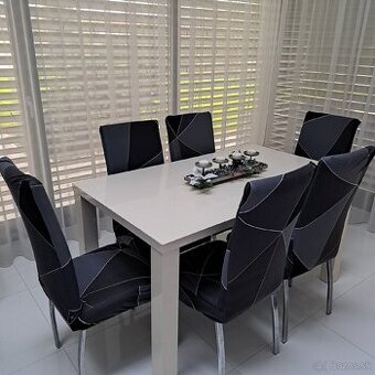 Jedálenský set + barové stoličky