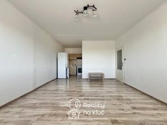 Na prenájom 2-izbový byt na sídlisku Juh v Nových Zámkoch