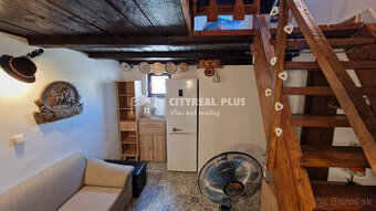 Ponúkam na predaj záhradnú chatu Nové Zámky - 1