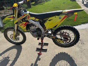 Suzuki RMZ 450 2016