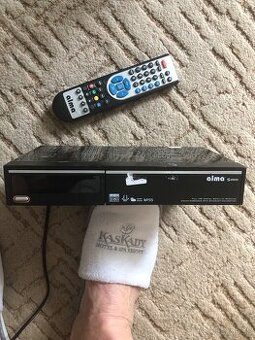 HD Satelitný prijímač Alma S-2200 s ovládačom predám za 30