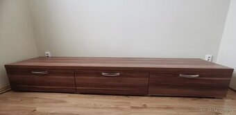 Predám skrinku/komodu  pod TV s 3-mi šuplíkmi