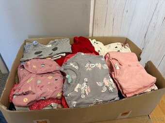 Krabica oblečenia 20€/kus