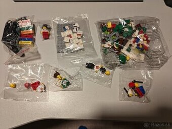 Lego limitované figurky a book Dungeons a Dragons