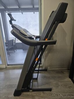 Bežecký pás NirdicTrack S25 skladací