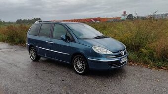Peugeot 807