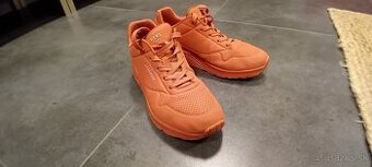 Botasky skechers s poštou