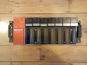 PLC Mitsubishi MELSEC AnS - zostava (A1S61PN, A1SX41, A1SY41