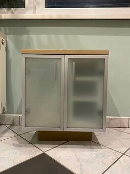 Skrinka pod umývadlo