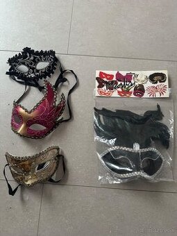 Set benátskych masiek + mini žehlička na vlasy Syoss